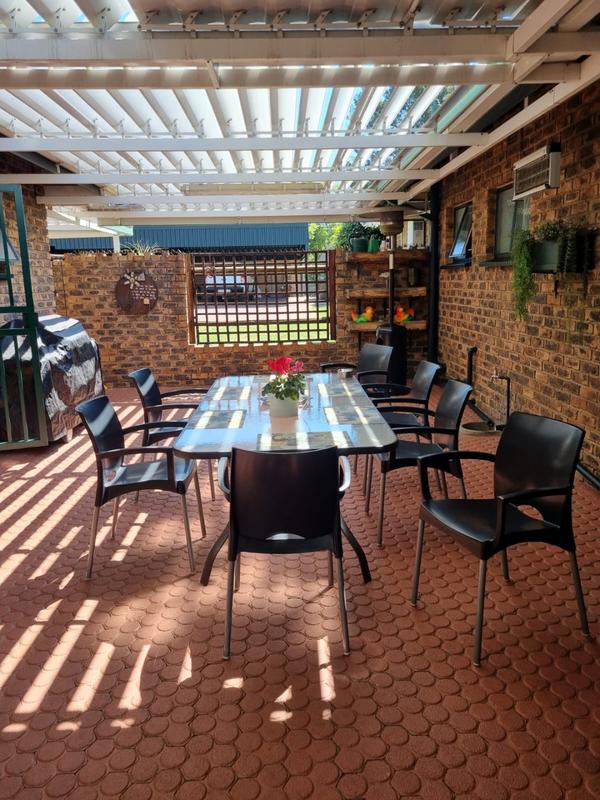 4 Bedroom Property for Sale in Vaalpark Free State